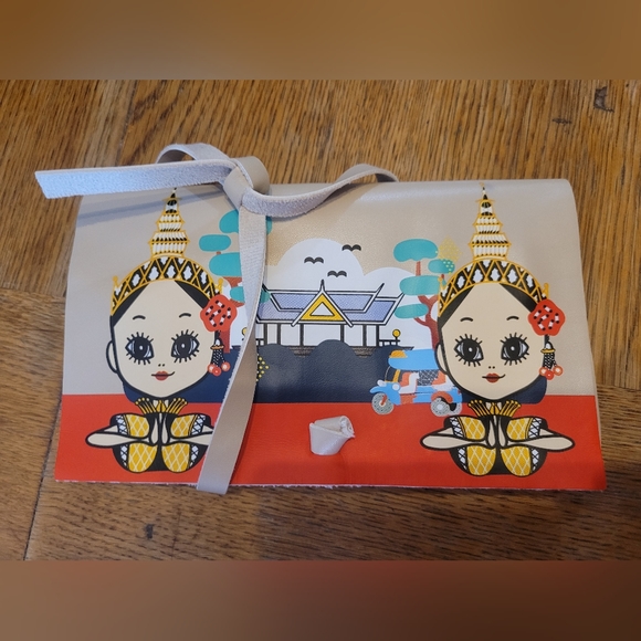 Artistry studio bangkok edition makeup brushes bag - Picture 8 of 13